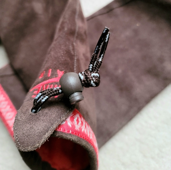 Nike Women's Suede Moccasins Size 7 - Picture 5 of 8